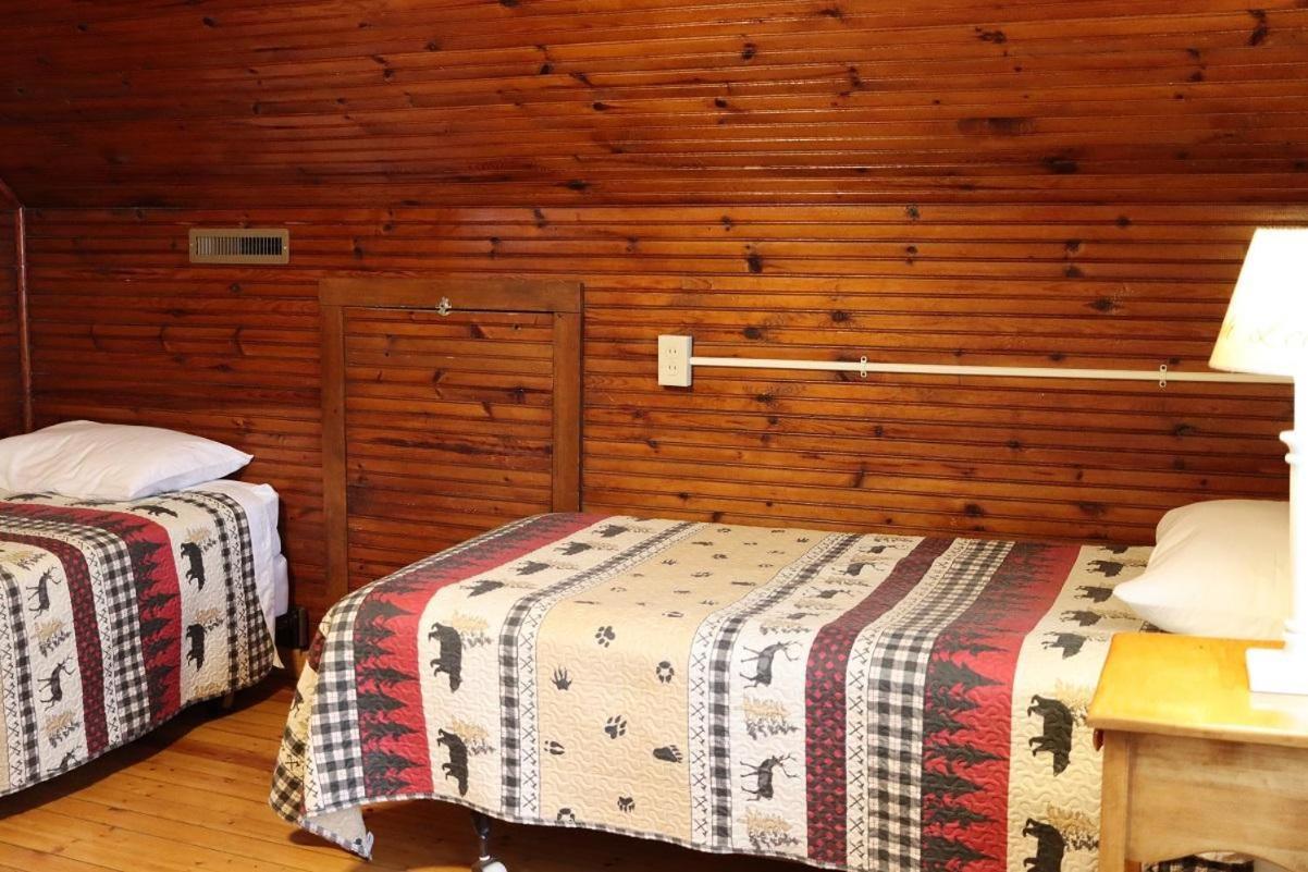 Вилла Deer Run Unit #2 Saint Germain Экстерьер фото